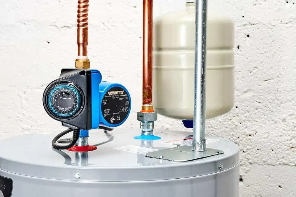 hot_water_recirculation_pump_on_water_heater.webp
